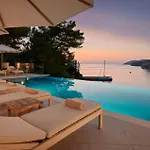 Beautiful Crystalsea 2 With A Pool In Hvar Vila