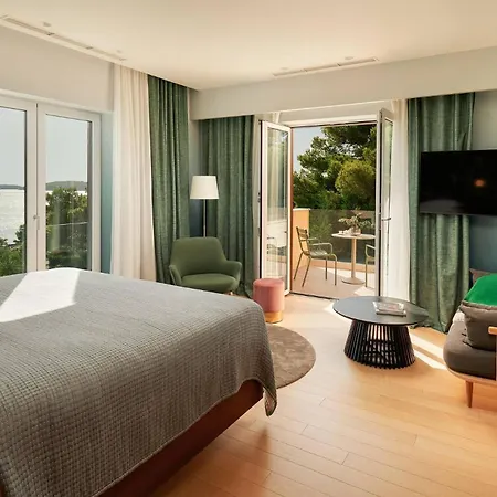 Villa Beautiful Crystalsea 2 With A Pool In Hvar *