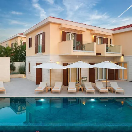 Beautiful Crystalsea 2 With A Pool In Hvar