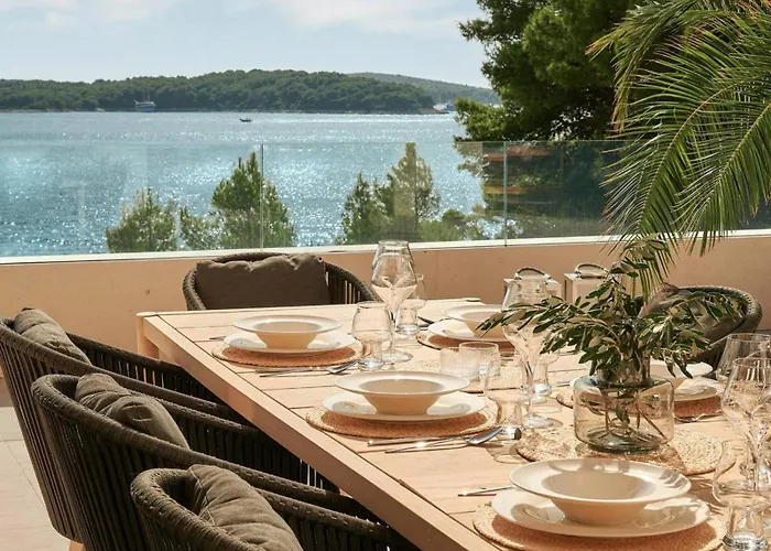 Beautiful Crystalsea 2 With A Pool In Hvar *