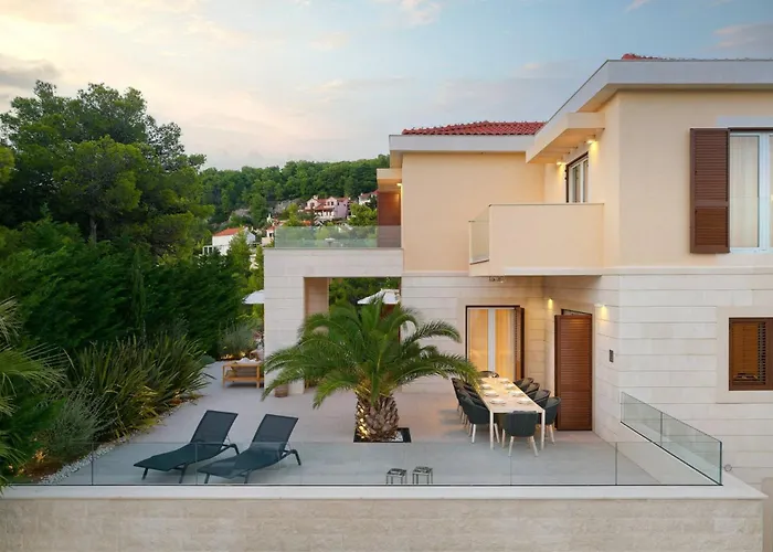 Beautiful Crystalsea 2 With A Pool In Hvar