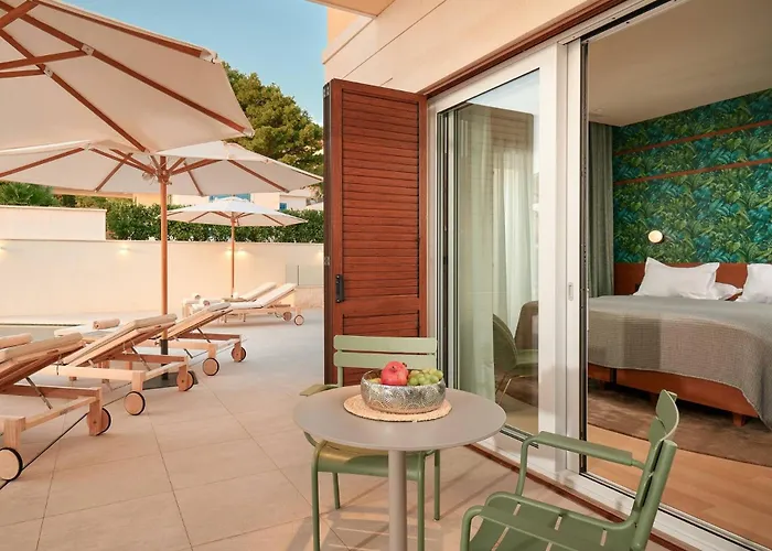 Beautiful Crystalsea 2 With A Pool In Hvar