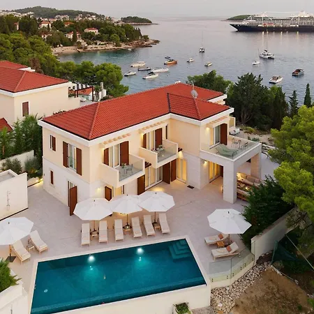 Beautiful Crystalsea 2 With A Pool In Hvar *
